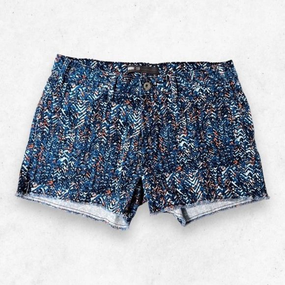 Levi’s Womens Jean Shorts Size 10 W30 Multicolored Low Rise‎ Raw Hem Cut Offs - Picture 1 of 11